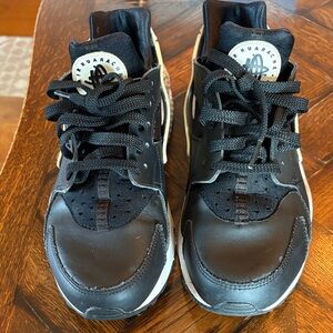 Nike Air Huarache